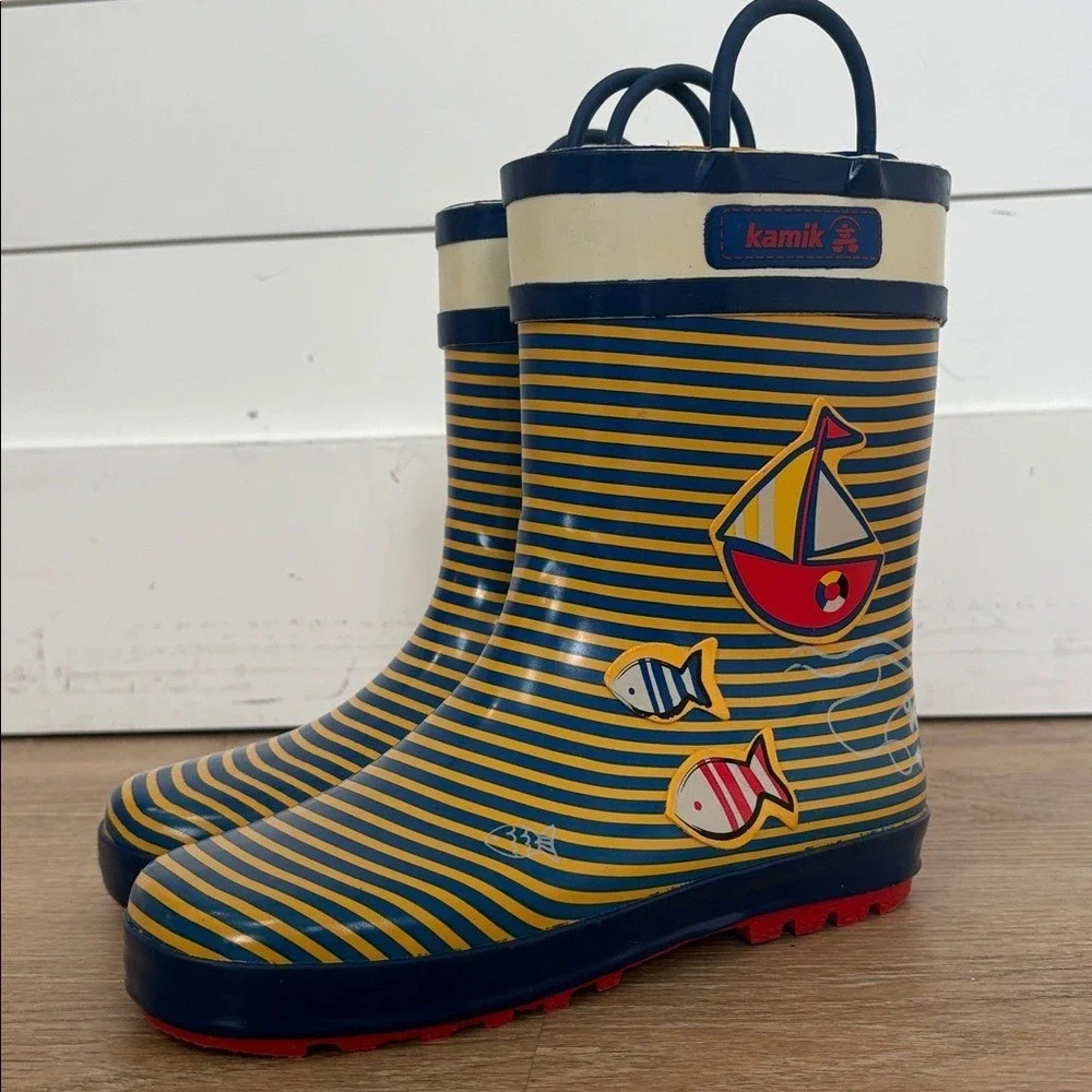 Kamik Kids Rain Boots Size 2 Blue Yellow Nautical Sailboat  NWOT
